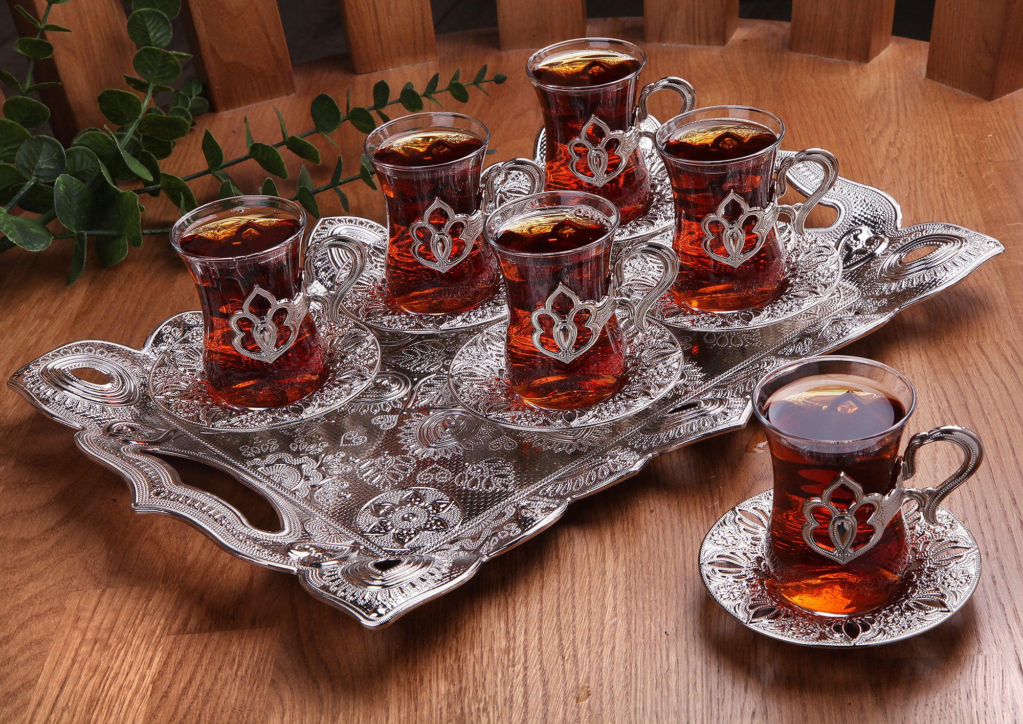 http://www.eliteturkishbazaar.com/cdn/shop/products/Blend-Tray-With-Tea-Set-eliteturkishbazaar-4.jpg?v=1681213407